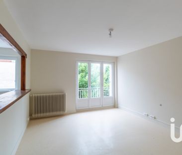 Appartement 4 pièces de 70 m² à Lorris (45260) - Photo 3