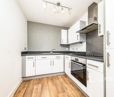 1 bedroom flat to rent - Photo 6