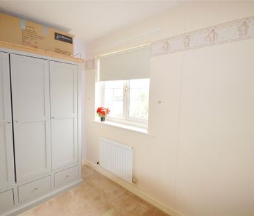 3 bedroom semi-detached house to rent - Photo 4