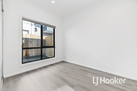 28 Scott Street, Cranbourne VIC - Photo 4