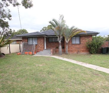 Renovated House Close to Schools&comma; Shops & Transport - Photo 6