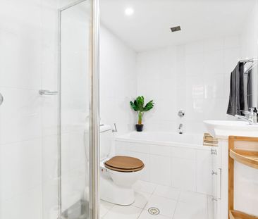 Stunning Furnished Apartment With Incredible Facilities - Photo 5