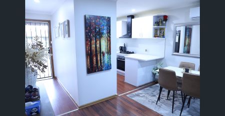 Family Home in a Peaceful Court Location! - Photo 4