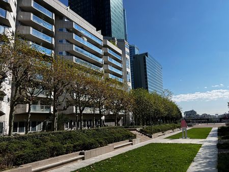 COURBEVOIE AU COEUR DE LA DEFENSE - place de l'iris - 3 pièces 87m² loué meublé - Photo 3