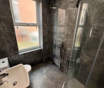 6 Bedroom Student Properties - Photo 3