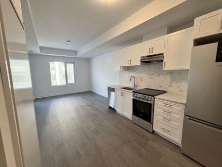 For Lease - 705 Davis Drive Unit# 707, Newmarket, Ontario - Photo 2