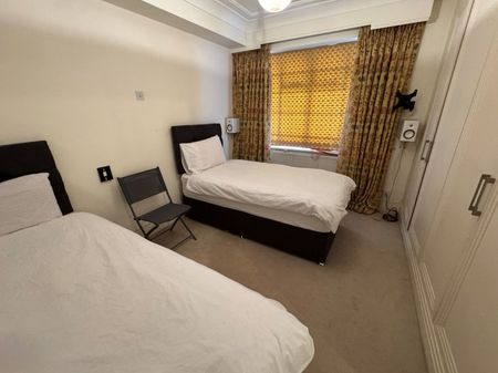 Viceroy Court, Prince Albert Road - Photo 5