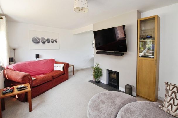 3 bedroom House To Let - Photo 1