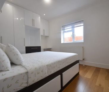 4 bedroom Detached bungalow to rent - Photo 4