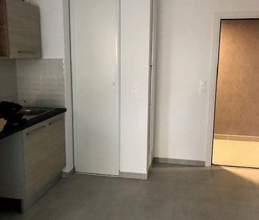 Location Appartement 2 pièces 42m² TOULOUSE 31500 - Photo 3