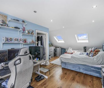 4 bedroom terraced house to rent - Photo 6