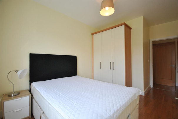 Garrison Mews, Cabinteely, Dublin 18 - Photo 1