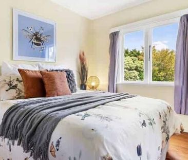 Charming, Well-Presented One-Bedroom Home in the Heart of Brooklyn - Photo 1