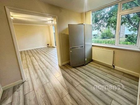 Dunwood Court, Boyn Valley Road, Maidenhead, SL6 - Photo 5