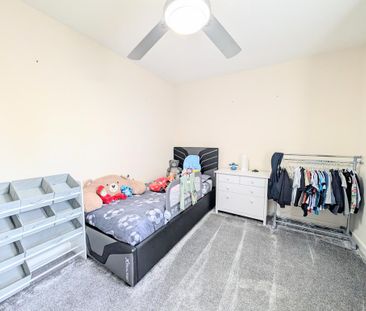 4 bedroom detached house to rent - Photo 5
