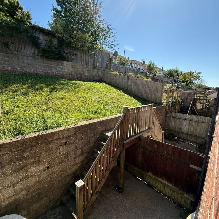6 Bed End Terrace, Nesbitt Road, BN2 - Photo 1