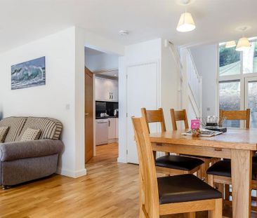 3 bedroom terraced house to rent - Photo 6