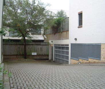 Private Townhouse - Photo 4