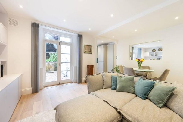 2 bedroom flat to rent - Photo 1