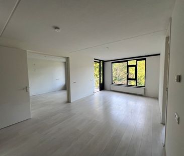 2061 SE - Photo 1