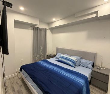 10 Louvain Street #Main Level - Photo 3