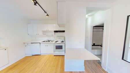 For Lease - 169 Harbord Street Unit# 2B, Toronto, Ontario - Photo 2