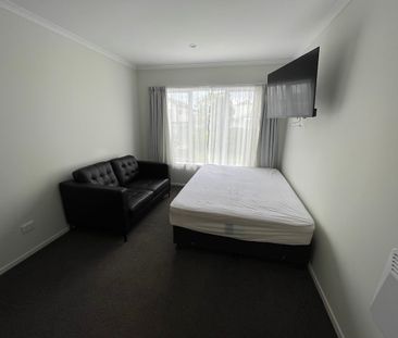 Executive studio in central city - Photo 6