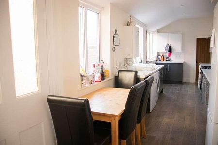 Boultham Avenue, - Bed, LN5 - Photo 2