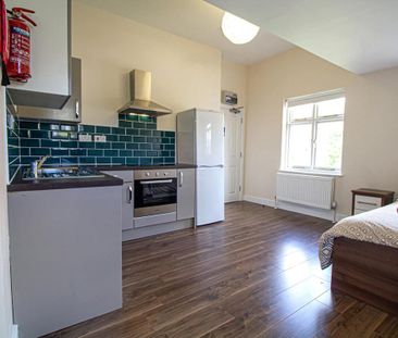 Studio to rent - Photo 3