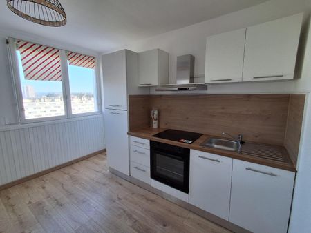 Location Appartement 2 pièces 54m² ST ETIENNE 42100 - Photo 5