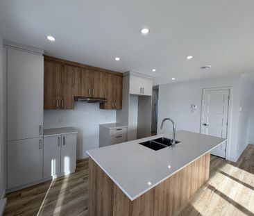 4 1/2 Sherbrooke (Les Nations) - Photo 2
