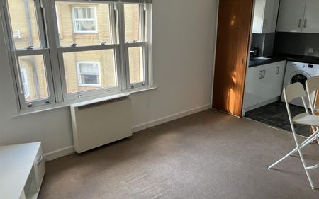 West Street, Worthing - Photo 2