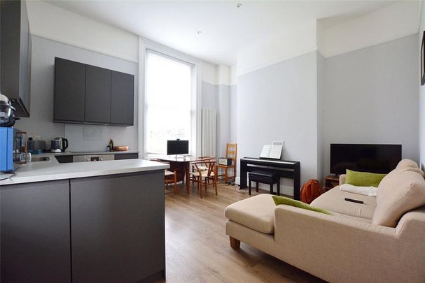 1 bedroom apartment to rent - Photo 1