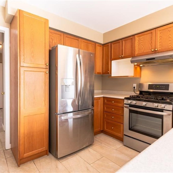 For Lease - 905 Redoak Avenue, London North, Ontario - Photo 1
