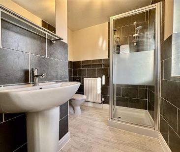 4 bedroom detached house to rent - Photo 6