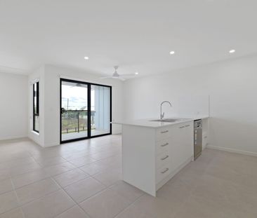 Welcome to your new home at 5 Leeward Promenade, Banya! - Photo 1