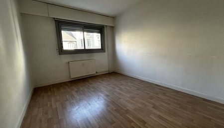 Appartement 4 pièces 99m2 REIMS 1 200 euros - Photo 3