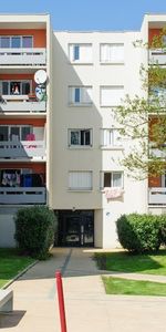 À louer Appartement T4 82.16 m - Photo 4