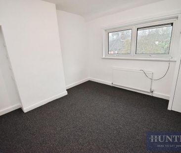 3 bedroom end of terrace house to rent - Photo 5