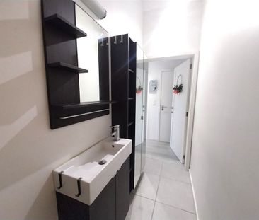 TE HUUR: Gemeubeld dakappartement met 2 slaapkamers te Heusden! - Foto 2