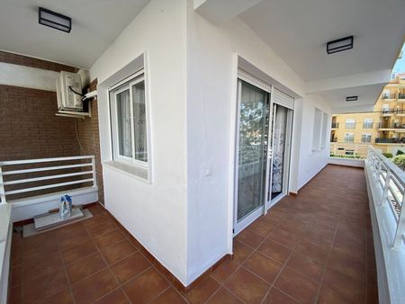 Alquiler de piso en Paseo maritimo poniente, 65 - Foto 5