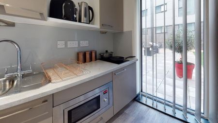 Studio to rent - Photo 5