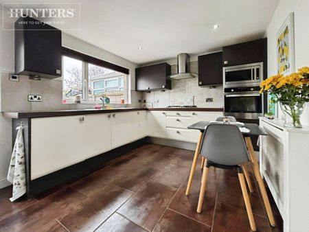 2 bedroom House To Let - Photo 3