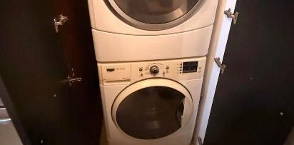 Condo 4 /1 2 à louer immédiatement! - Photo 2