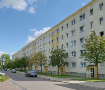 3-Raum-Wohnung mit Wanne und Balkon *KAUTIONSFREI* - Foto 1