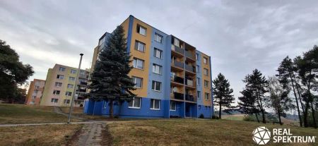 Pronájem bytu 3+1 s balkonem - Velké Opatovice - Photo 3