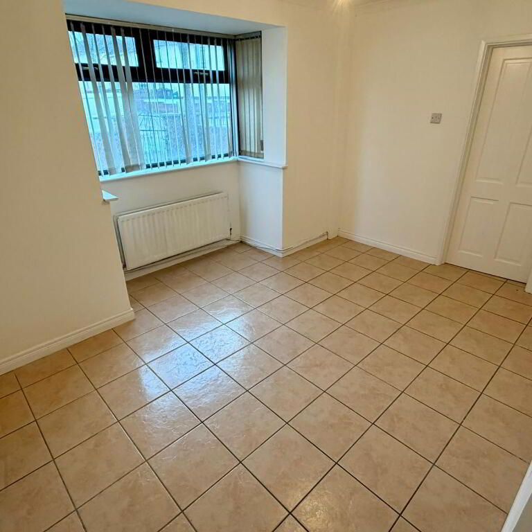 53 Rathcoole Drive, Newtownabbey, BT37 9AH - Photo 1