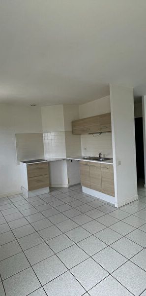 SAINT RENAN - Appartement T2 de 39m² avec ascenseur et parking - Photo 1