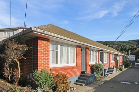 SILVERSTREAM - NEAT 2 BEDROOMS - Photo 5