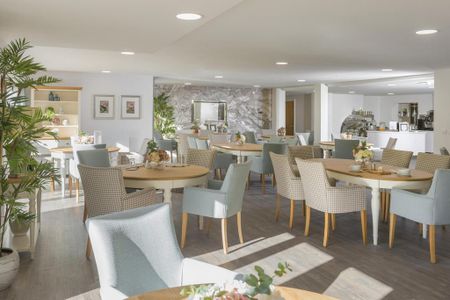 1 bedroom retirement property to rent - Photo 4